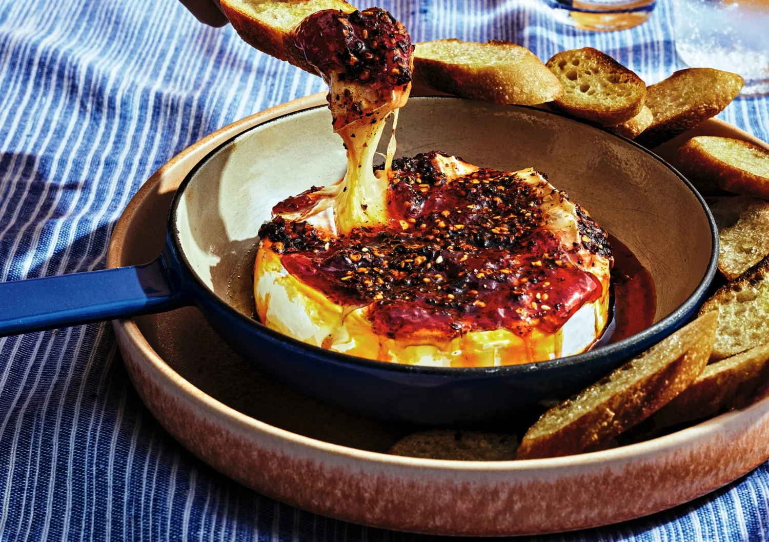 Master Baked Brie: A Foolproof Recipe for Any Gathering